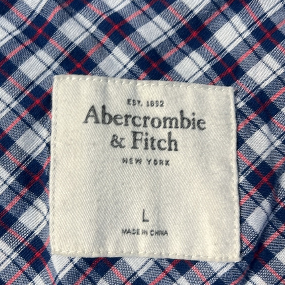 Abercrombie & Fitch, women’s large, button down plaid shirt, red/white/blue - Picture 6 of 7